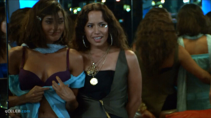 11. Paola Nunez sexy – Deseo (2013)