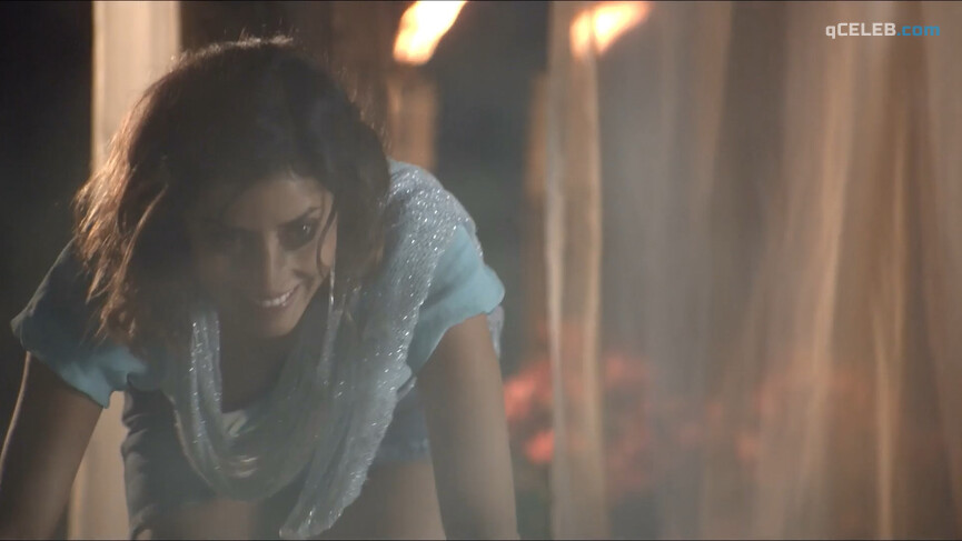 14. Paola Nunez sexy – Deseo (2013)