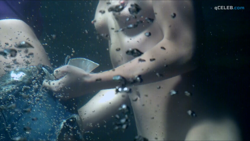 20. Paola Nunez sexy – Deseo (2013)