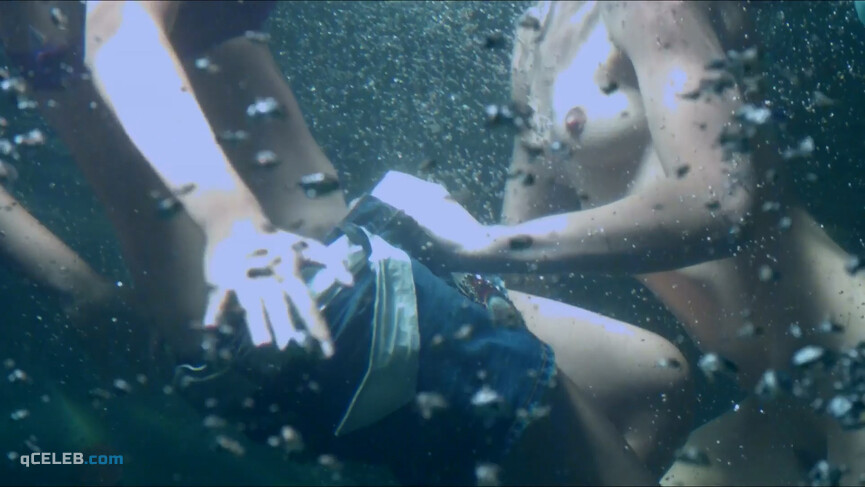 21. Paola Nunez sexy – Deseo (2013)