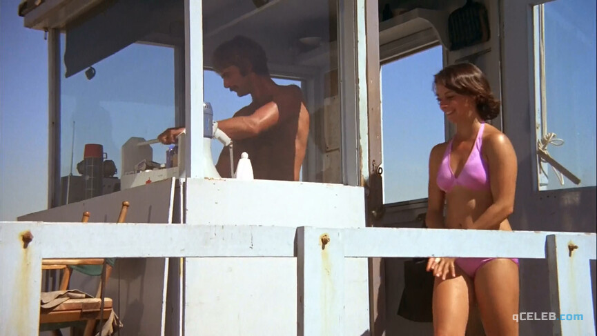 4. Kathleen Quinlan sexy, Louise Golding nude – Lifeguard (1976)