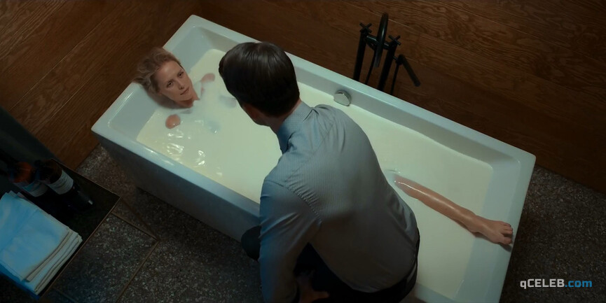 1. Synnove Macody Lund nude – Ragnarok s01e04 (2020)