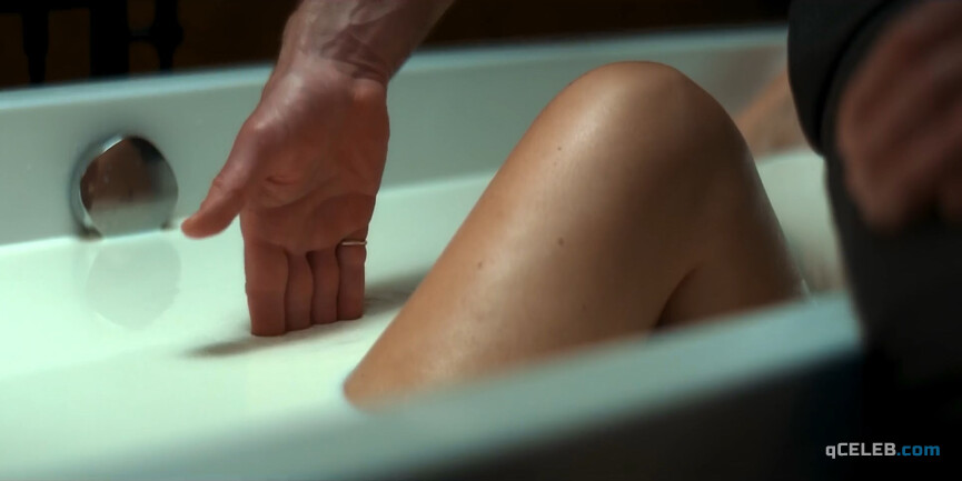 4. Synnove Macody Lund nude – Ragnarok s01e04 (2020)