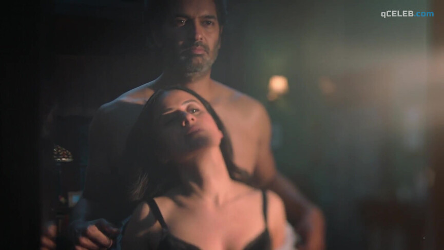 2. Rashika Dugal sexy – Out of Love s02e03 (2021)