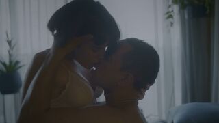 Carla Salle sexy – Omniscient s01e04 (2020)