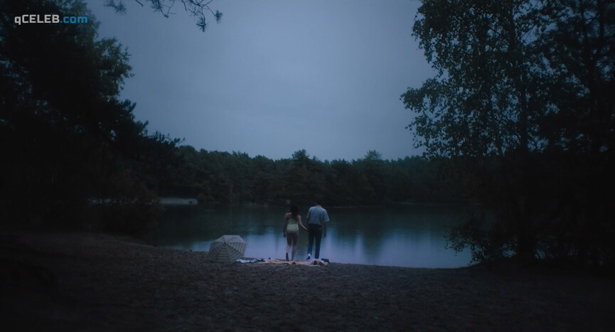 4. Marie Boda sexy – We Are All Leaving (2019)