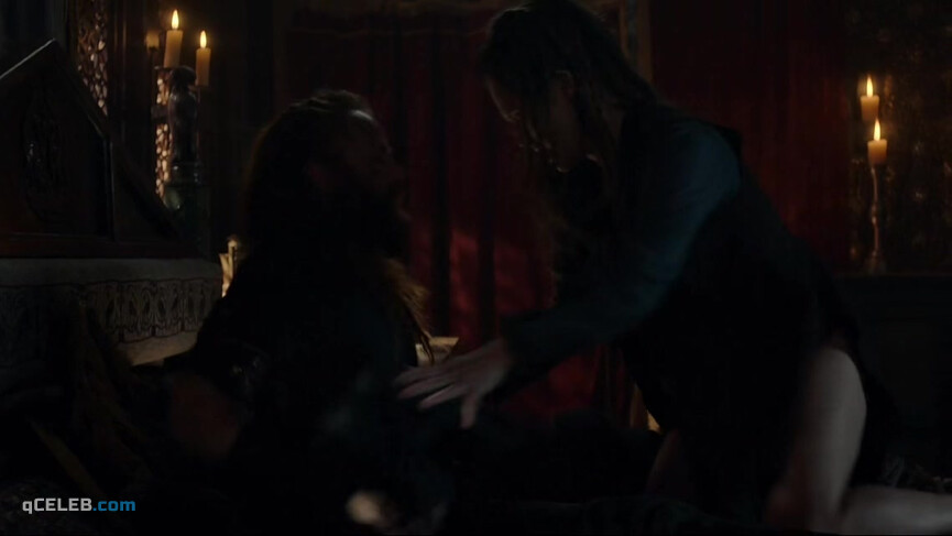 1. Emily Cox sexy – The Last Kingdom s04e02 (2015)