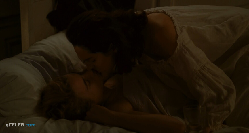 8. Adele Haenel nude, Noemie Merlant nude – Portrait of a Lady on Fire (2019)