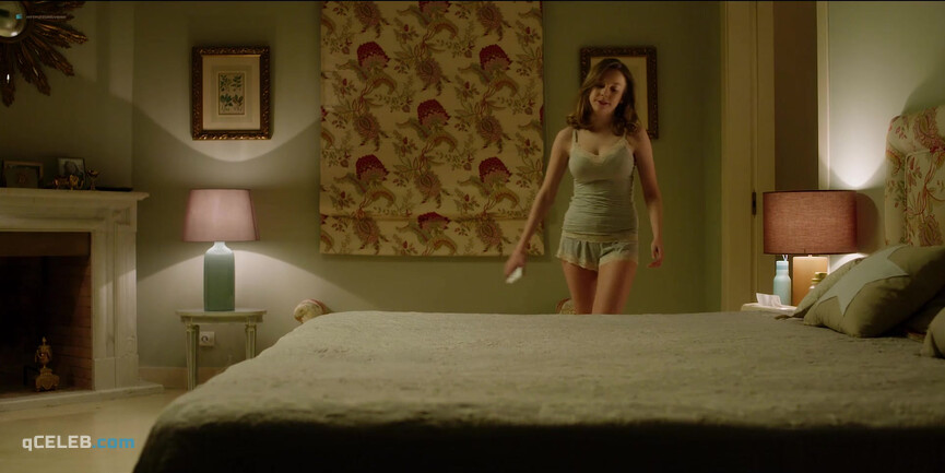13. María Pedraza nude, Ester Expósito nude, Danna Paola nude – Elite s01 (2018)