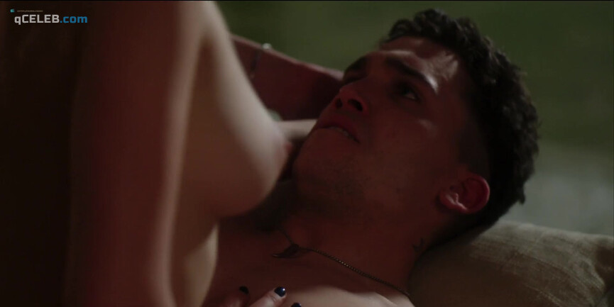 20. María Pedraza nude, Ester Expósito nude, Danna Paola nude – Elite s01 (2018)