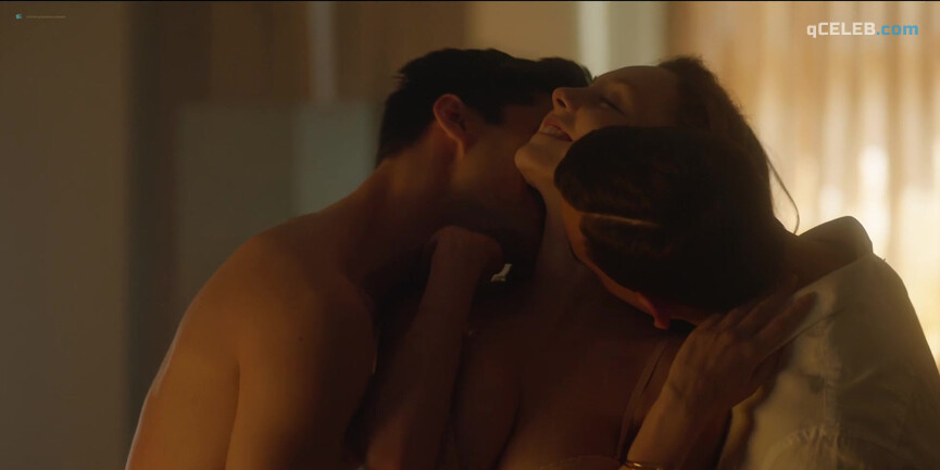 31. María Pedraza nude, Ester Expósito nude, Danna Paola nude – Elite s01 (2018)