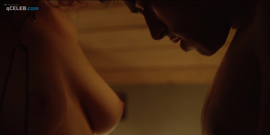 41. María Pedraza nude, Ester Expósito nude, Danna Paola nude – Elite s01 (2018)