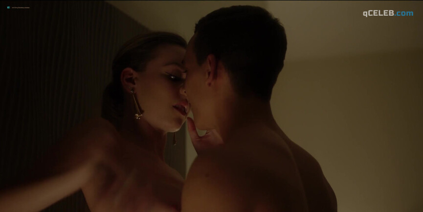7. María Pedraza nude, Ester Expósito nude, Danna Paola nude – Elite s01 (2018)