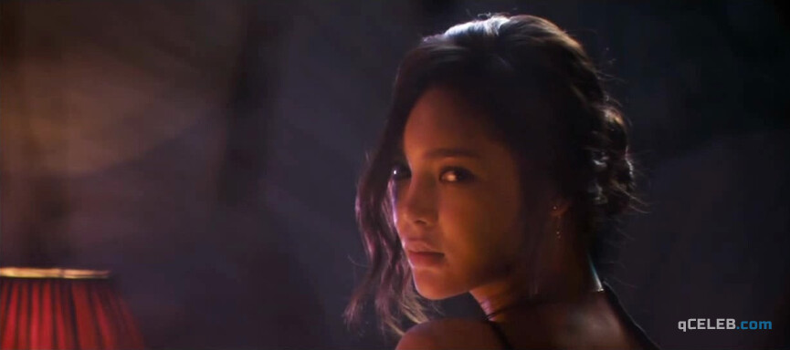 1. Park Si-yeon nude, Yoon-Jae nude – The Scent (2012)