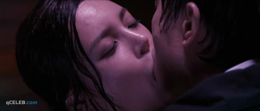 18. Park Si-yeon nude, Yoon-Jae nude – The Scent (2012)