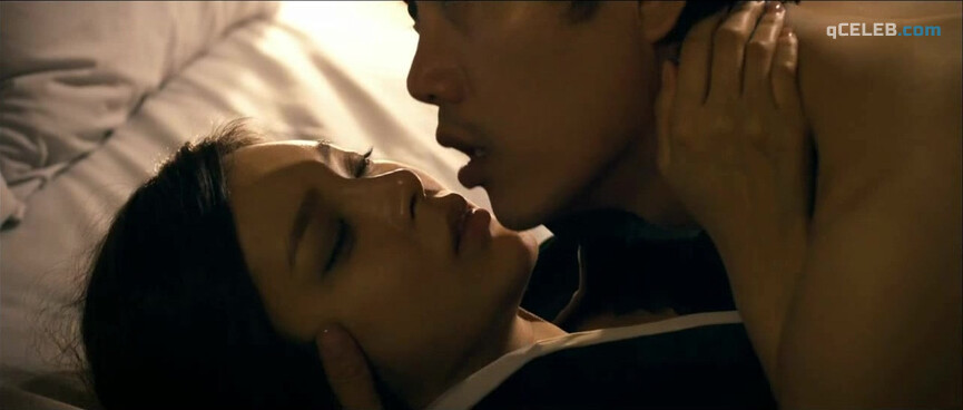 26. Park Si-yeon nude, Yoon-Jae nude – The Scent (2012)