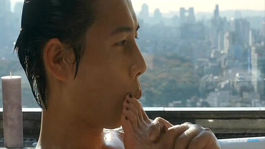 4. Lee Min-jeong sexy – Searching for the Elephant (2009)