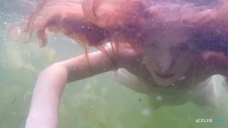 15. Astrid Hallen nude, Daria Infanti nude – The Private Death of Lizzy Siddal (2020)