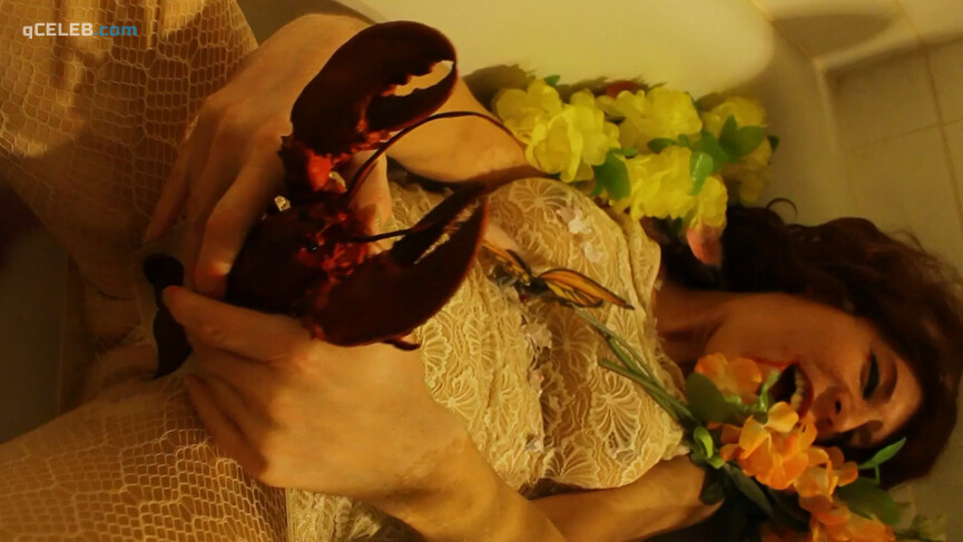 2. Astrid Hallen nude, Daria Infanti nude – The Private Death of Lizzy Siddal (2020)