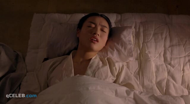 10. Choi Ban-ya nude, Lee So-yeon nude, Do-yeon Jeon nude – Untold Scandal (2003)