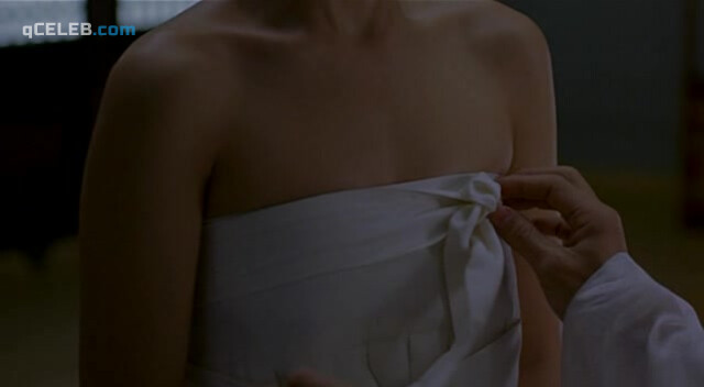 19. Choi Ban-ya nude, Lee So-yeon nude, Do-yeon Jeon nude – Untold Scandal (2003)