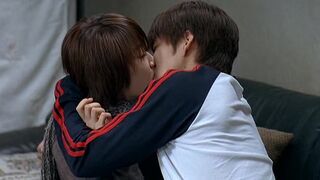 Kim Min-jung sexy – Flying Boys (2004)