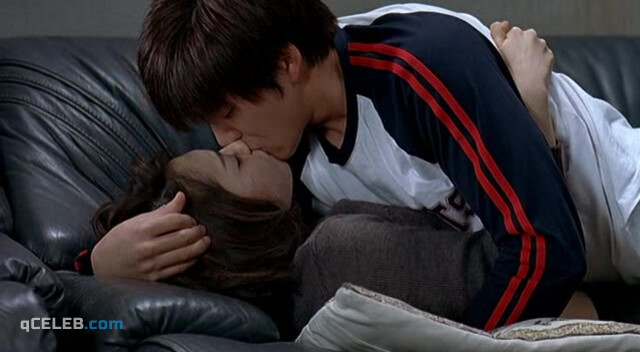 6. Kim Min-jung sexy – Flying Boys (2004)