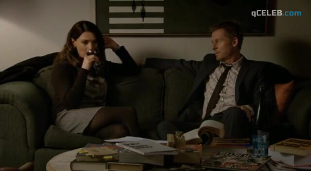 2. Danielle Cormack nude – Rake s01e03 (2010)