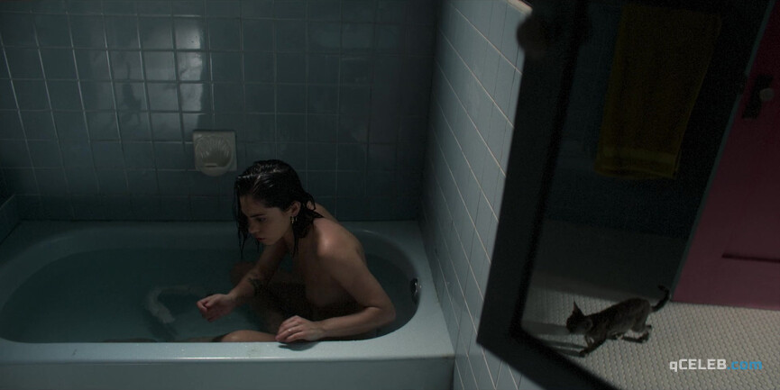 6. Rosa Salazar nude – Brand New Cherry Flavor s01e01 (2021)