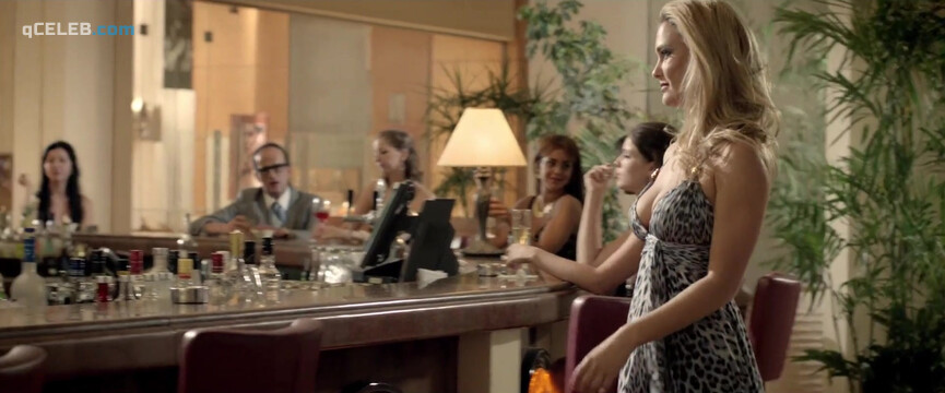 2. Bar Refaeli sexy – Kidon (2013)