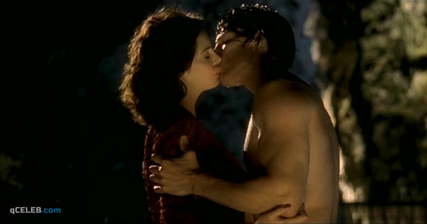 1. Sonia Aquino nude – Signora (2004)