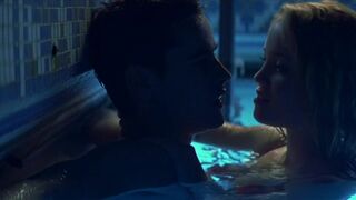 Erika Christensen sexy, Shiri Appleby sexy – Swimfan (2002)