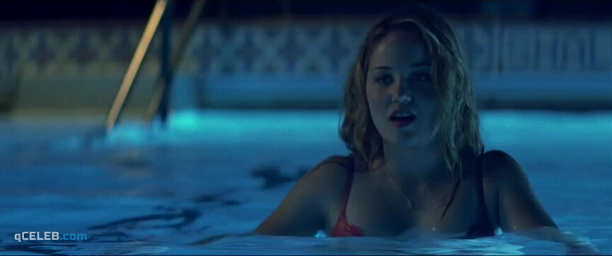 4. Erika Christensen sexy, Shiri Appleby sexy – Swimfan (2002)