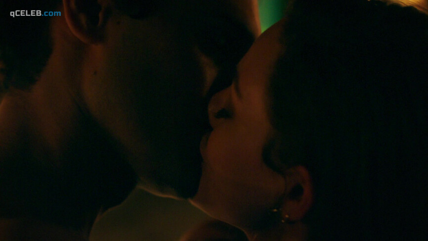 5. Danielle Rose Russell sexy – Legacies s03e04 (2018)