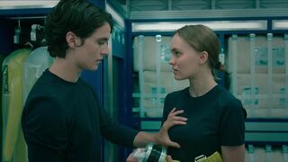 Lily-Rose Depp sexy – Voyagers (2021)