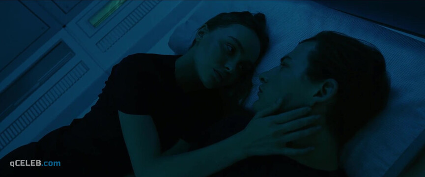 5. Lily-Rose Depp sexy – Voyagers (2021)