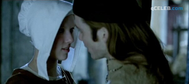 6. Scarlett Johansson sexy – Girl with a Pearl Earring (2003)