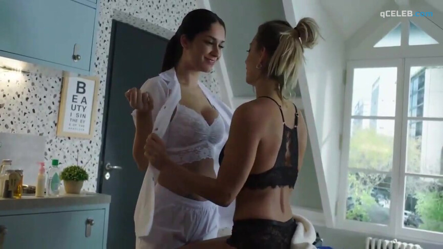 14. Laura Laprida sexy, Noelia Marzol sexy – Millennials s02e21 (2019)