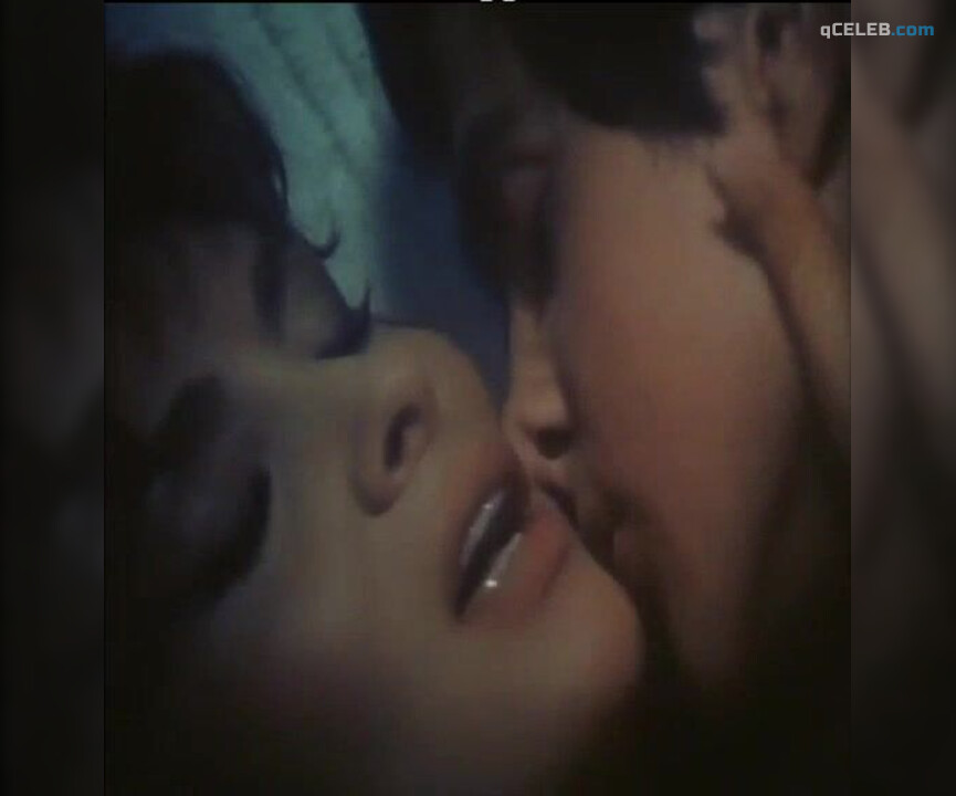 13. Gina Lollobrigida sexy – That Splendid November (1969)