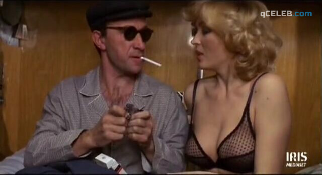 3. María Baxa sexy – Belli e brutti ridono tutti (1979)