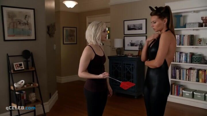 1. Rose McIver sexy, Alyson Michalka sexy – iZombie s03e10 (2017)
