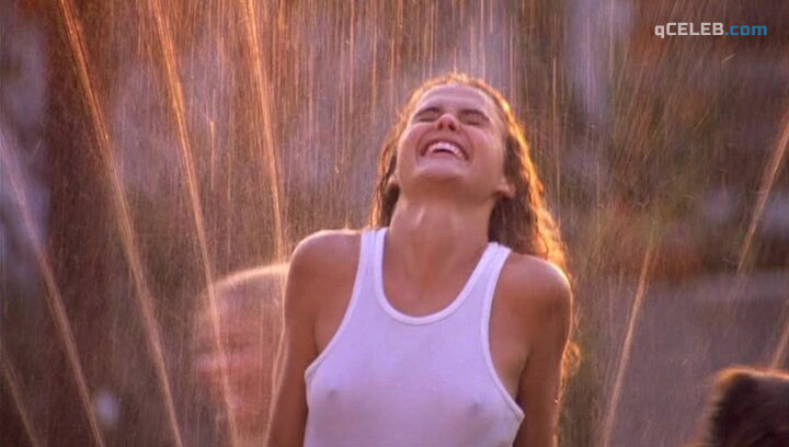 8. Keri Russell sexy, Catherine Hicks sexy – Eight Days a Week (1997)