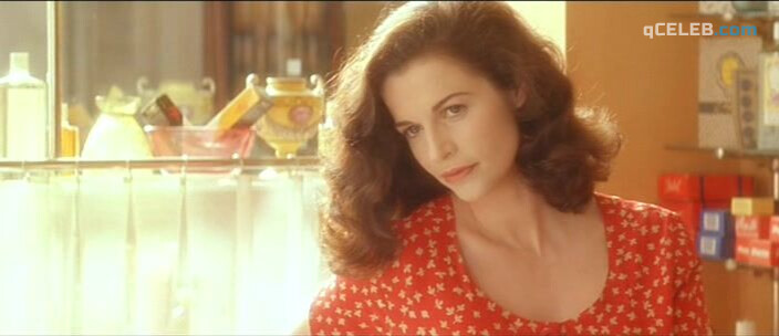 1. Anna Galiena sexy – The Hairdresser's Husband (1990)