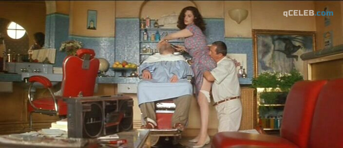 11. Anna Galiena sexy – The Hairdresser's Husband (1990)