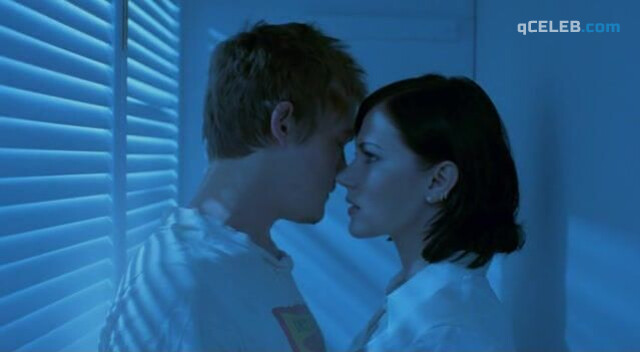 10. Dagmara Dominczyk nude – Tough Luck (2003)