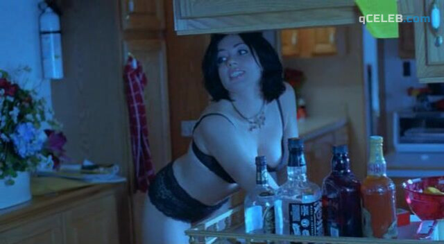 12. Dagmara Dominczyk nude – Tough Luck (2003)