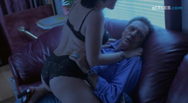 17. Dagmara Dominczyk nude – Tough Luck (2003)