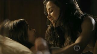 Paula Burlamaqui sexy, Marjorie Estiano nude – Eu Que Amo Tanto s01e03 (2014)