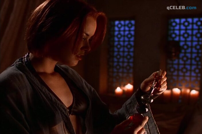 2. Kristanna Loken sexy – Mortal Kombat: Conquest s01e19 (1999)