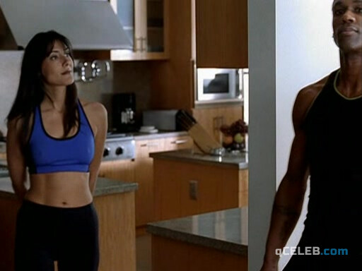 1. Alicia Coppola sexy – CSI: Crime Scene Investigation s01e21 (2001)